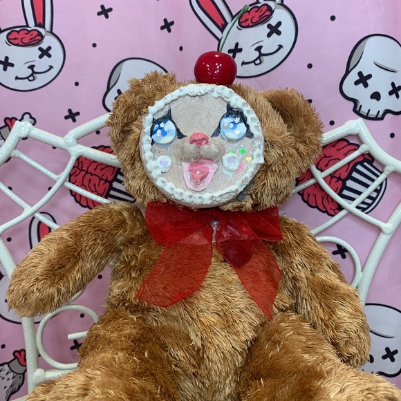 OOAK Small clay faced bear - Picture 3 of 3